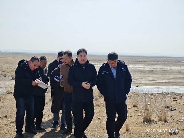 东乌珠穆沁旗旗委副书记、政府旗长常胜一行深入菠菜大全(中国)调研